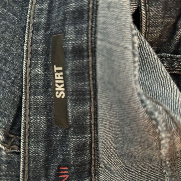 Style Co Dark Wash Denim Skirt Size 18 - Picture 4 of 6